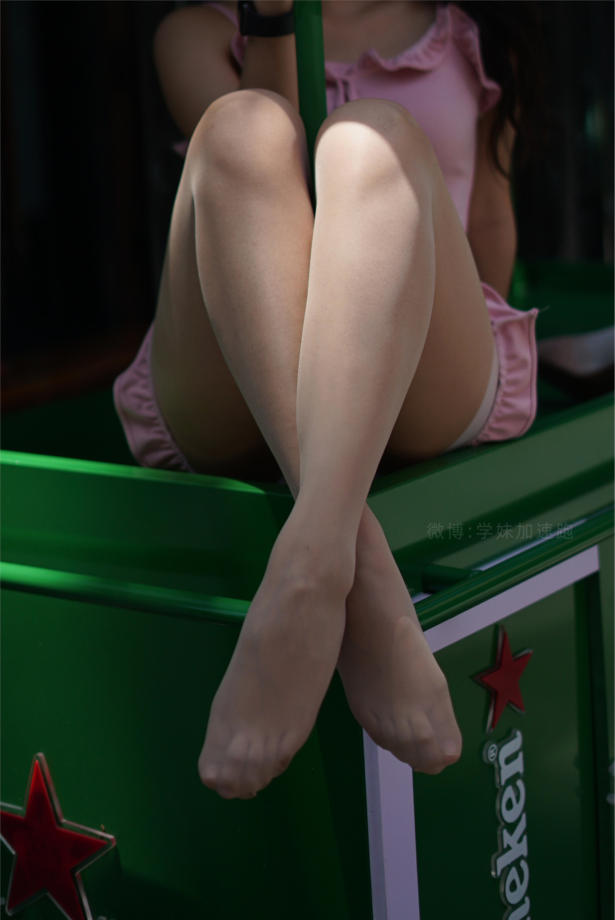 学妹加速跑 XM073《摆摊卖足艺-彤彤》